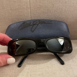 Black Maui Jim Sunglasses